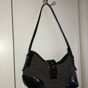 Shoulder bag/ purse.